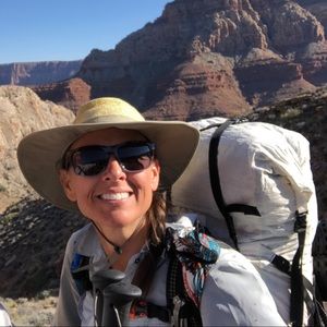 Meet your Posher, Posh